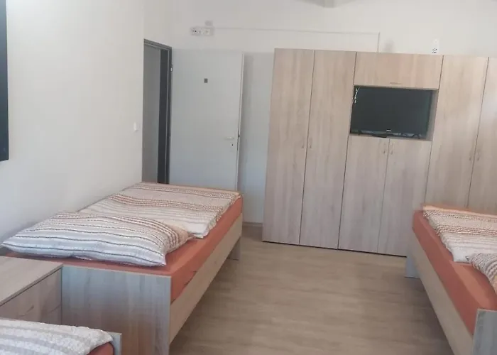 Affittacamere Ubytování Louny *